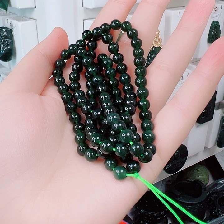 蛇纹石玉颈饰未镶嵌骑****鸟