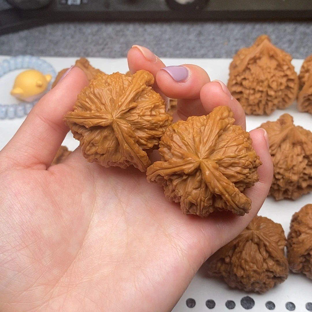 吊坠文玩核桃冠**板