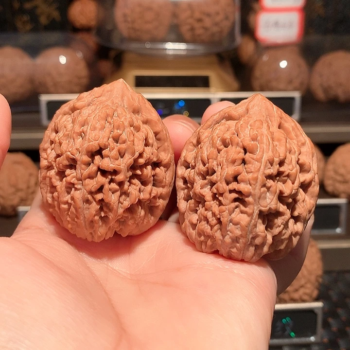 文玩核桃把件大蒜头39尺