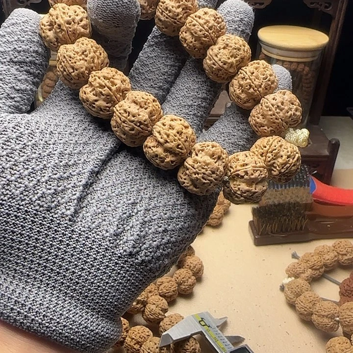 耶***耶金刚菩提吊坠金刚菩提龙牙梅花