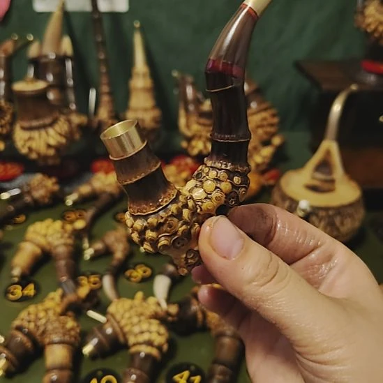 王***才贵州特色竹根烟斗工艺品手把件