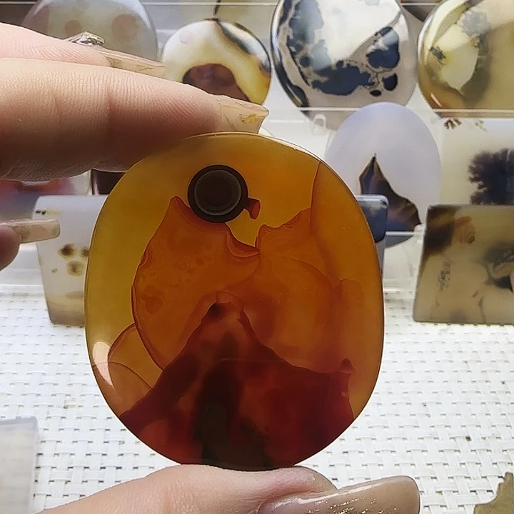 玛瑙/玉髓未镶嵌珠宝奇石