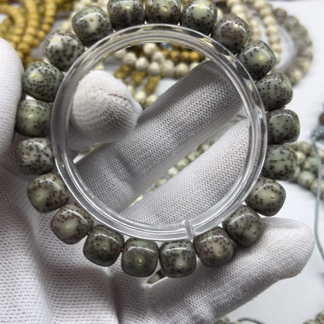 手串星月菩提C1-11