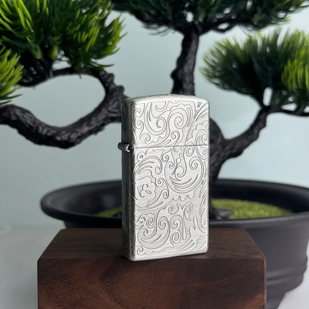 ZIPPO打火机 熏银五面流云 纤巧煤油打火机 DYJ1