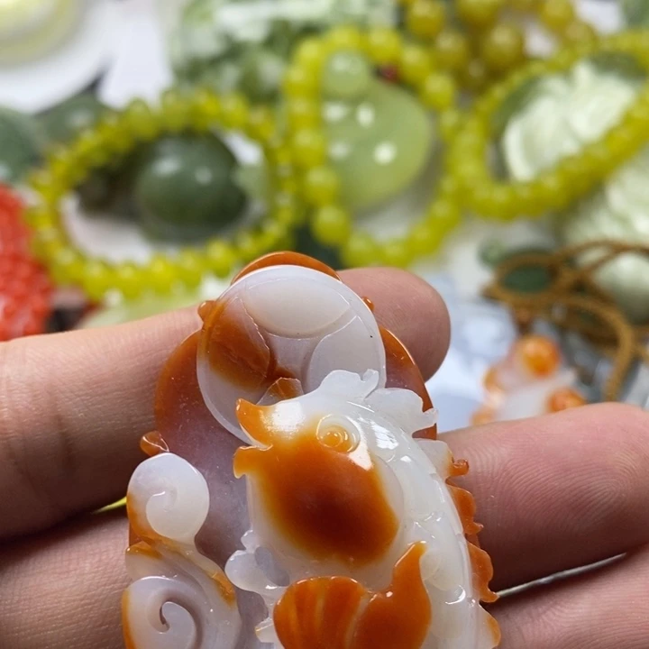 幸***星岫玉未镶嵌颈饰天然