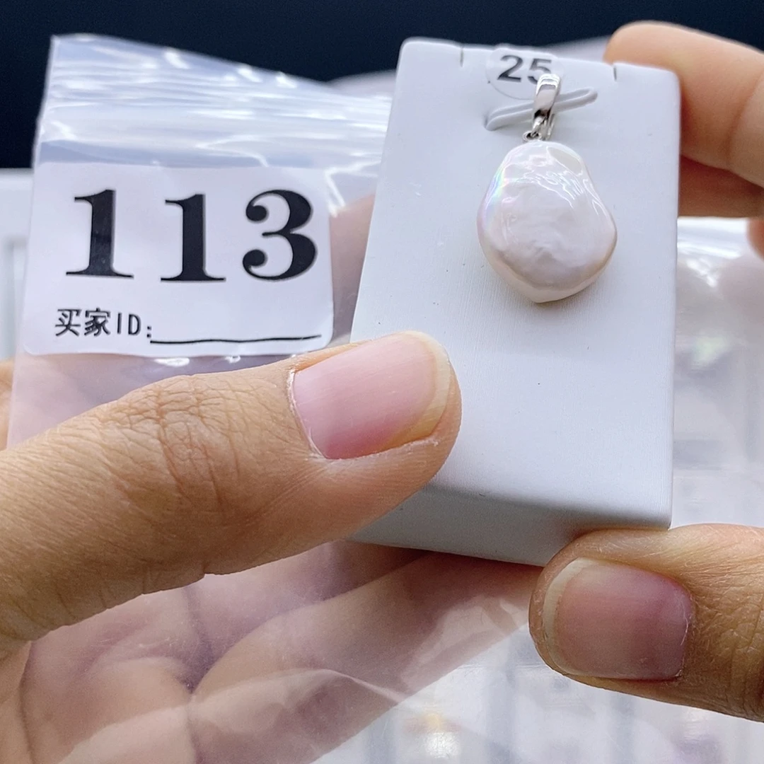 钛钢颈饰淡水珍珠