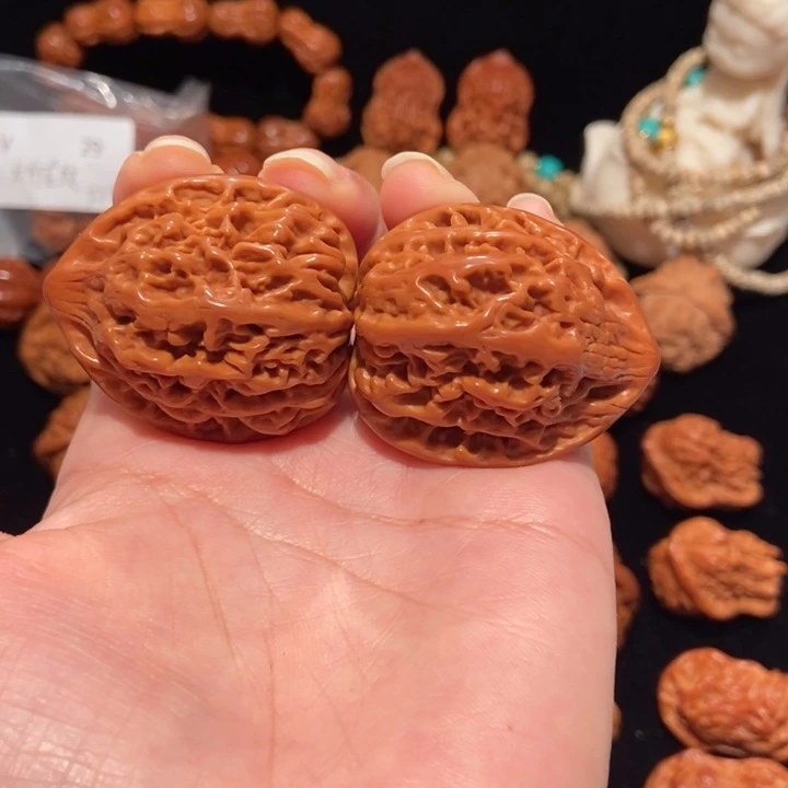 文玩核桃把件37平谷168。     38