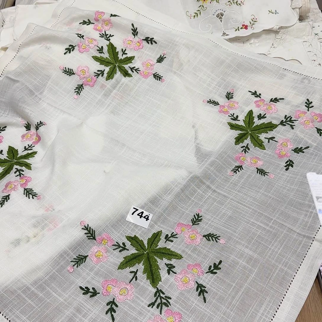 亚麻棉麻手绣毛线绣80方744号