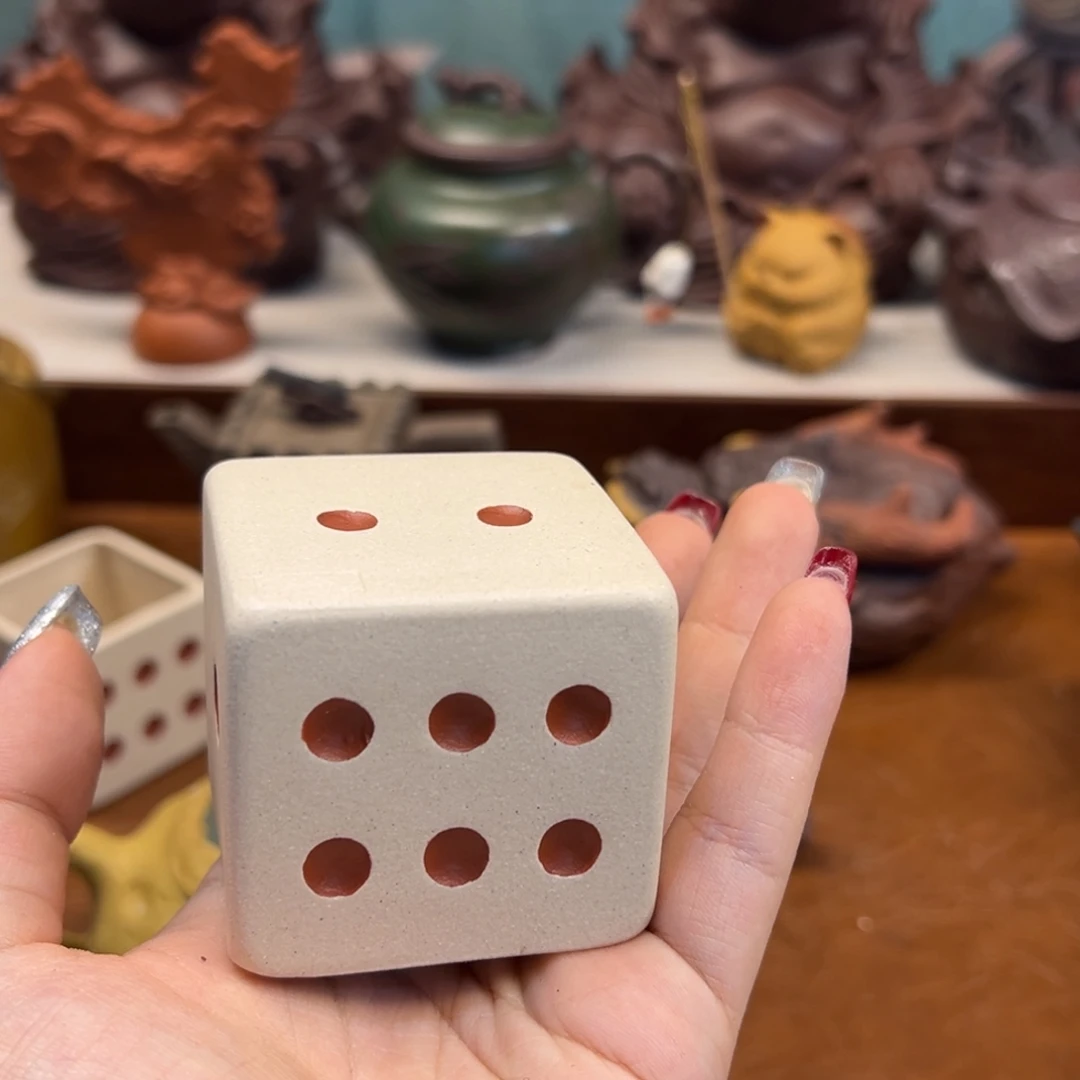 紫砂雕宠小器高品