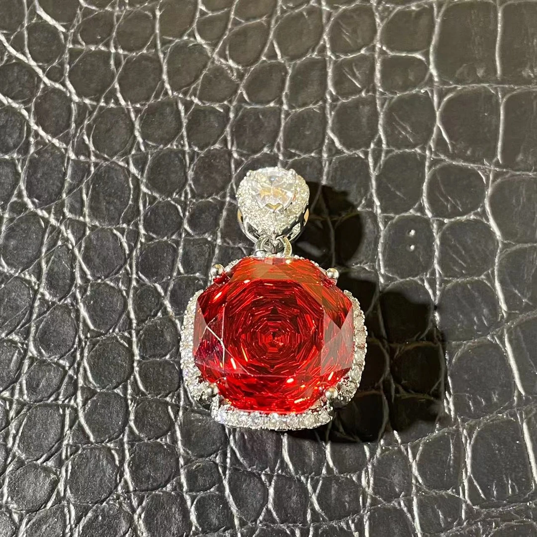 【高端定制】SMA-625时尚设计吊坠多样性发一件