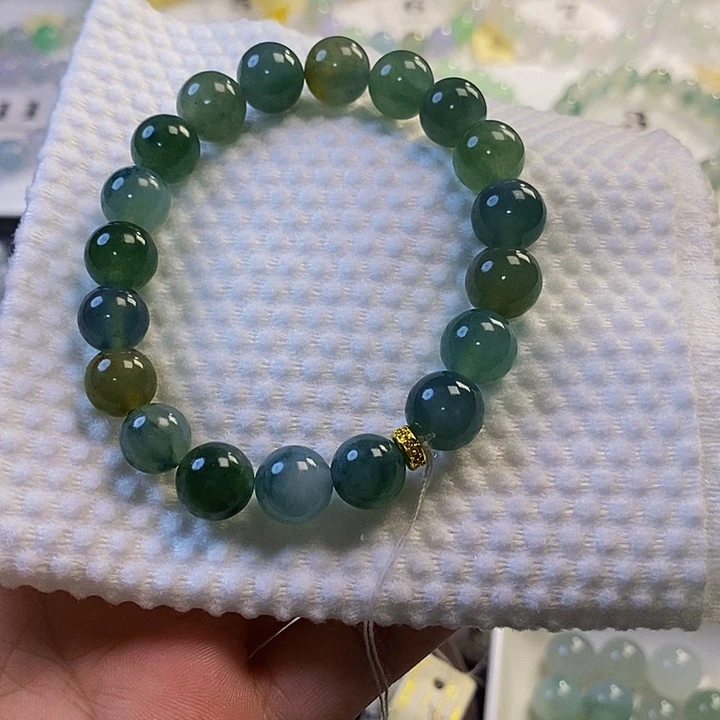 定制翡翠未镶嵌翡翠.