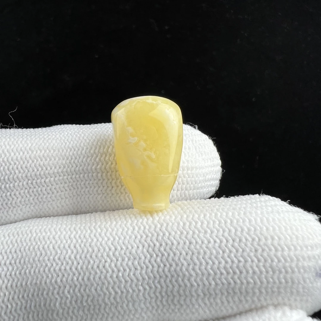 Z1312天然俄料蜜蜡三通11.2*18.3*9mm 支持鉴定 假一罚四