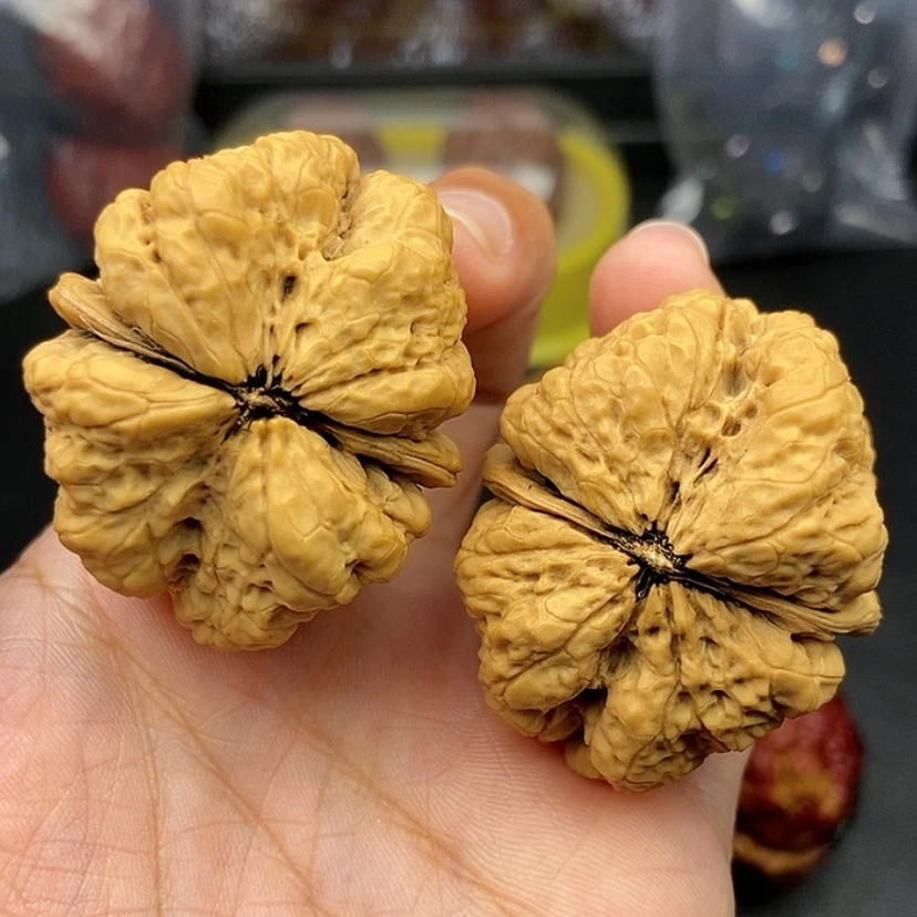 【闪购商品】把件文玩核桃43尺蝴蝶蟾
