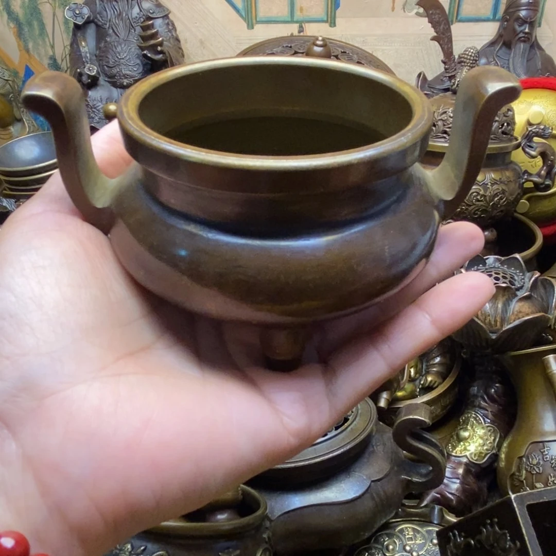 铜器摆件做工精良