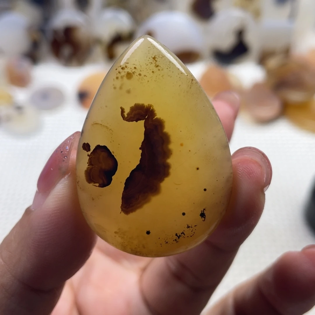 玛瑙/玉髓未镶嵌颈饰