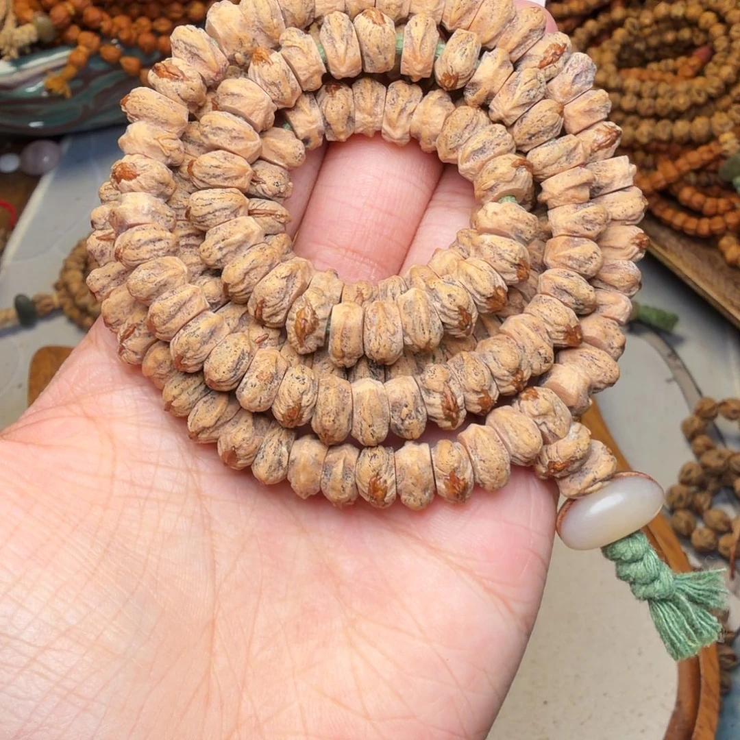 故***.吊坠柏香籽/百香籽