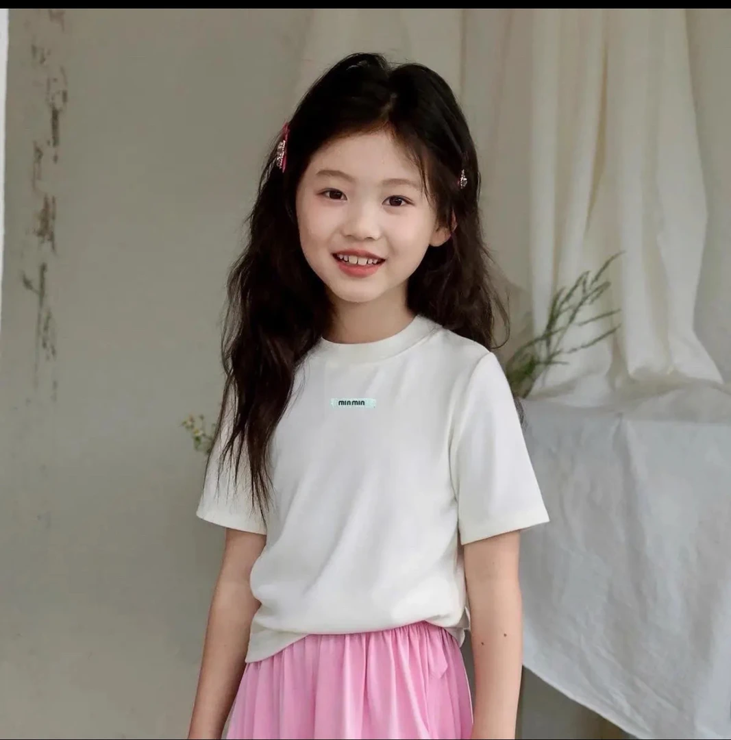 夏季简约圆领女短袖T恤百搭宽松薄雾少女风