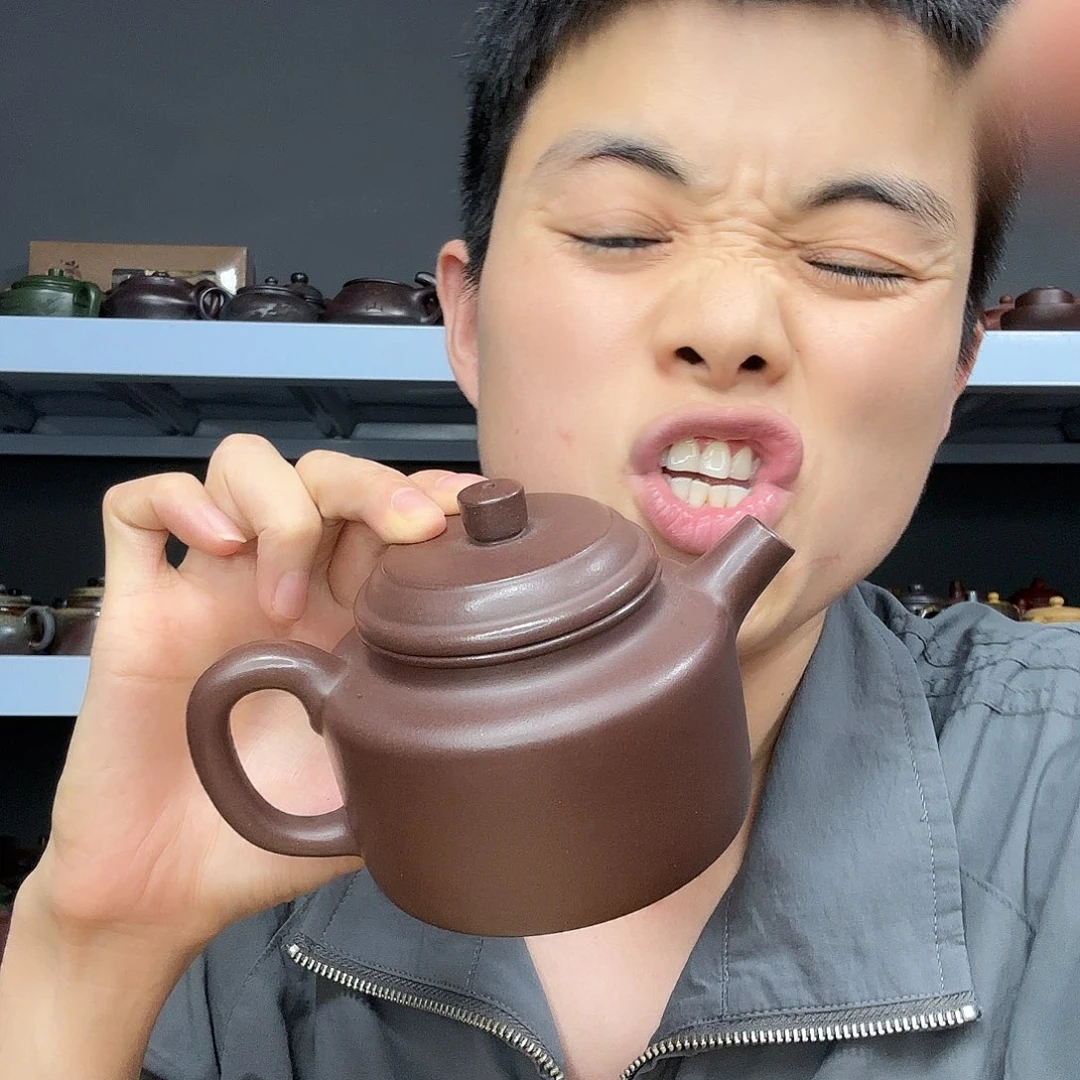 茶壶底槽青民间手艺人全手工制作