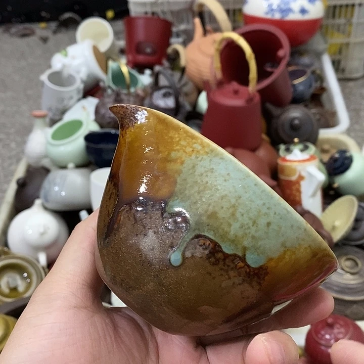 陶瓷艺术品及陶瓷壶