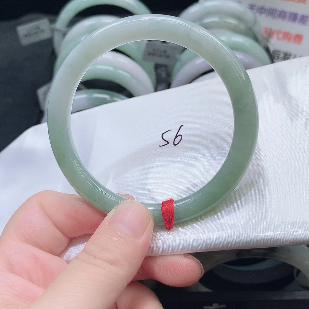 翡翠未镶嵌手镯143