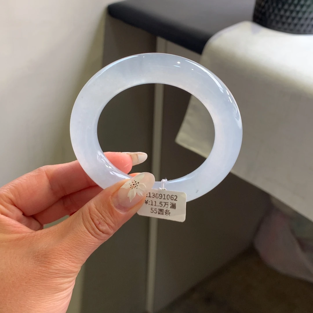 翡翠手镯未镶嵌正冰白月光55胖圆条