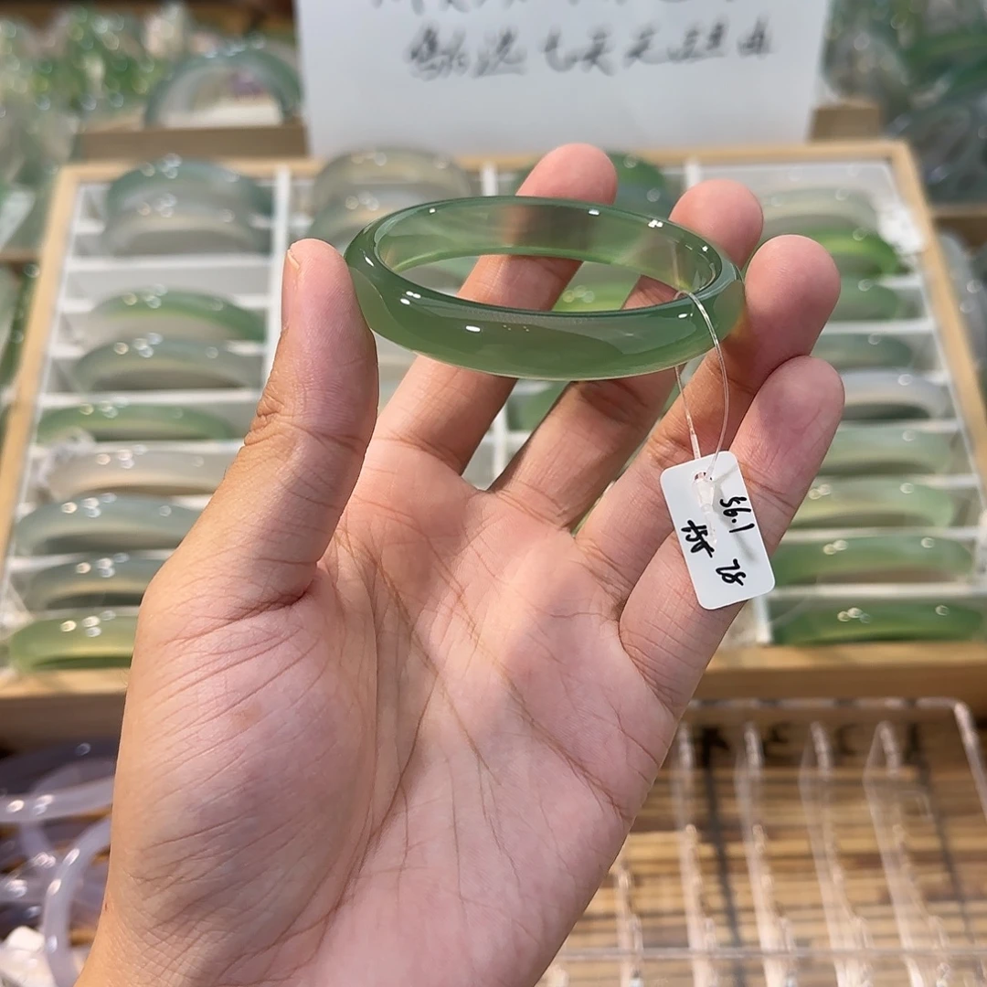 玛瑙/玉髓未镶嵌手镯圈口56.1