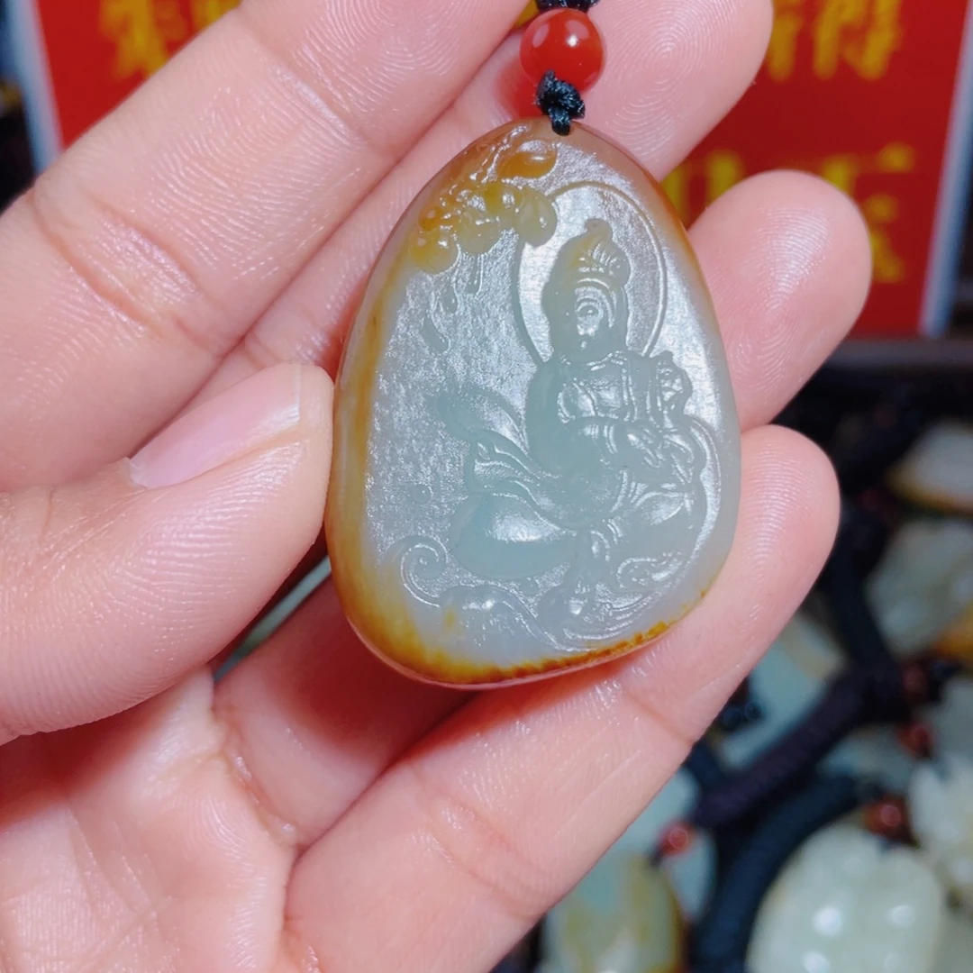 和田玉未镶嵌颈饰