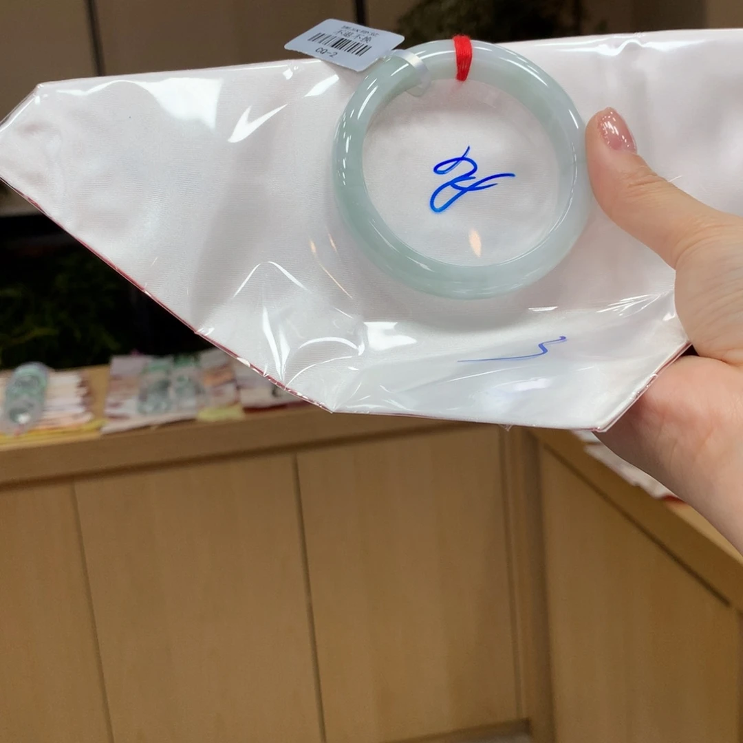 未镶嵌手镯翡翠不退不换