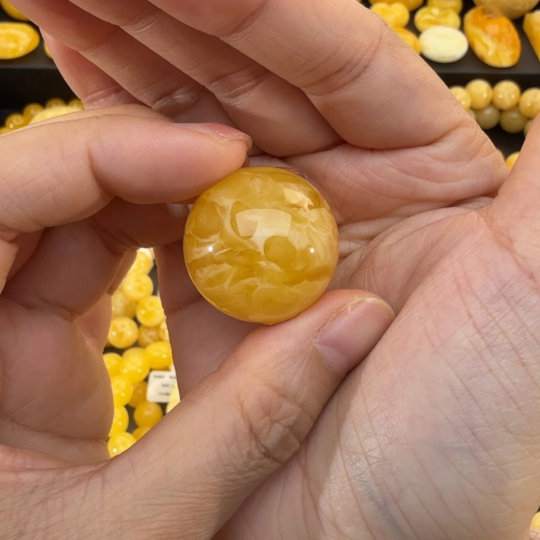 琥珀未镶嵌裸石25MM微瑕大单珠