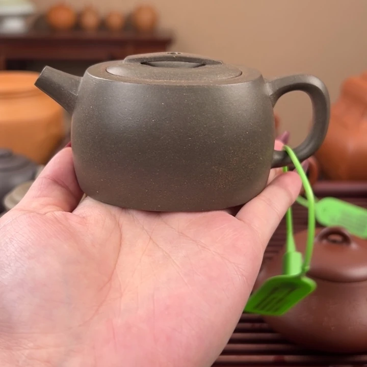 紫砂茶壶翠绿泥腰圆120cc
