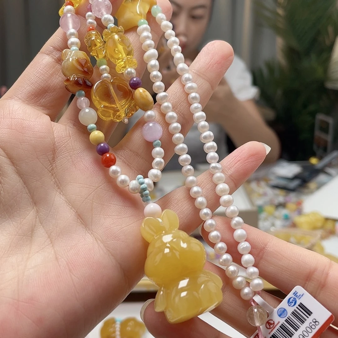 未镶嵌蜜蜡裸石蜜蜡吊坠