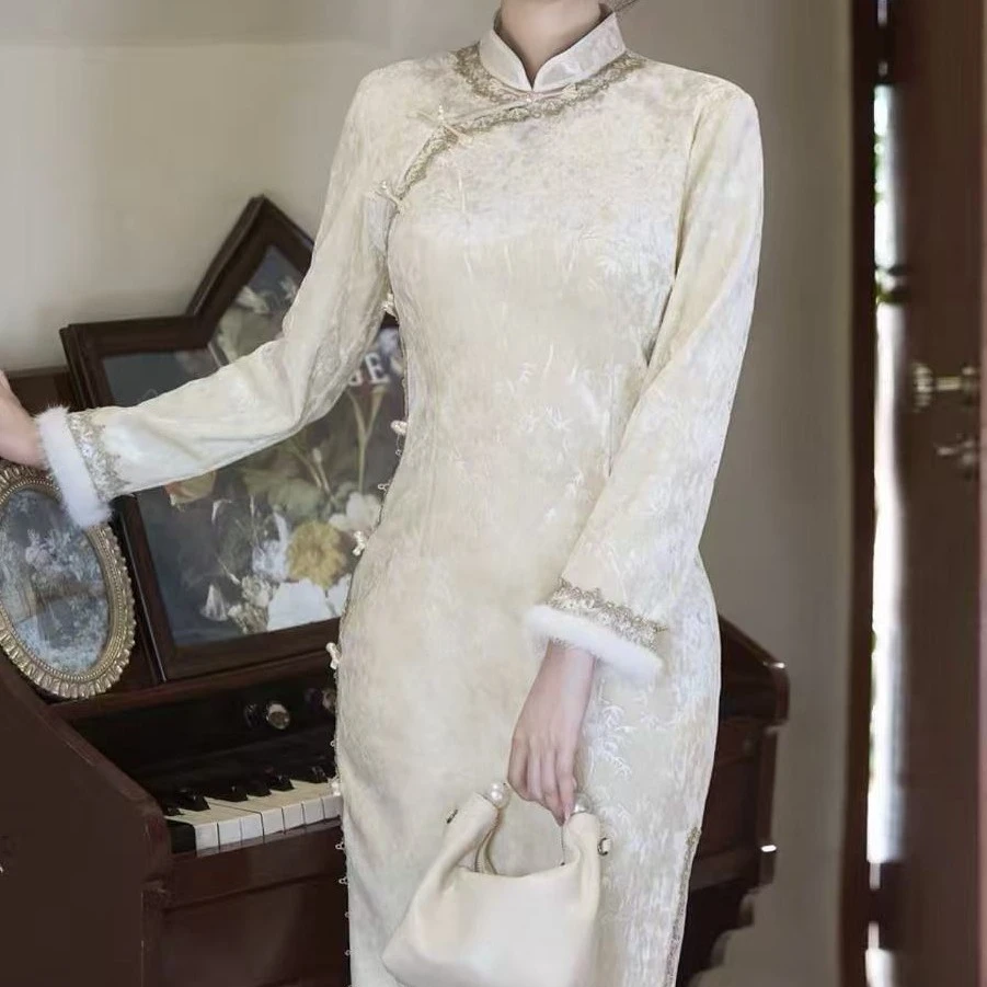 《玉兰》加绒保暖新中式旗袍