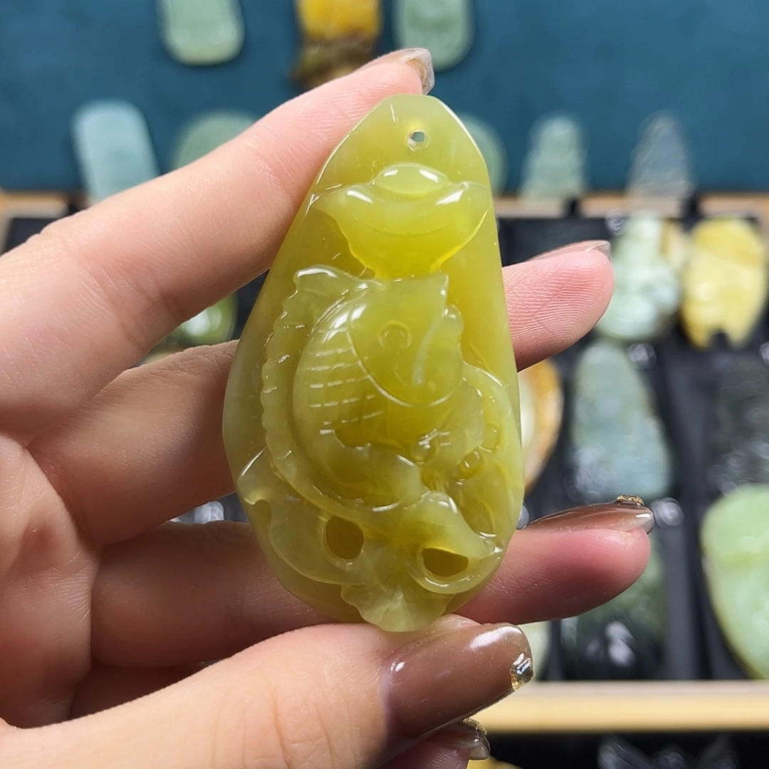 蛇纹石玉合金颈饰