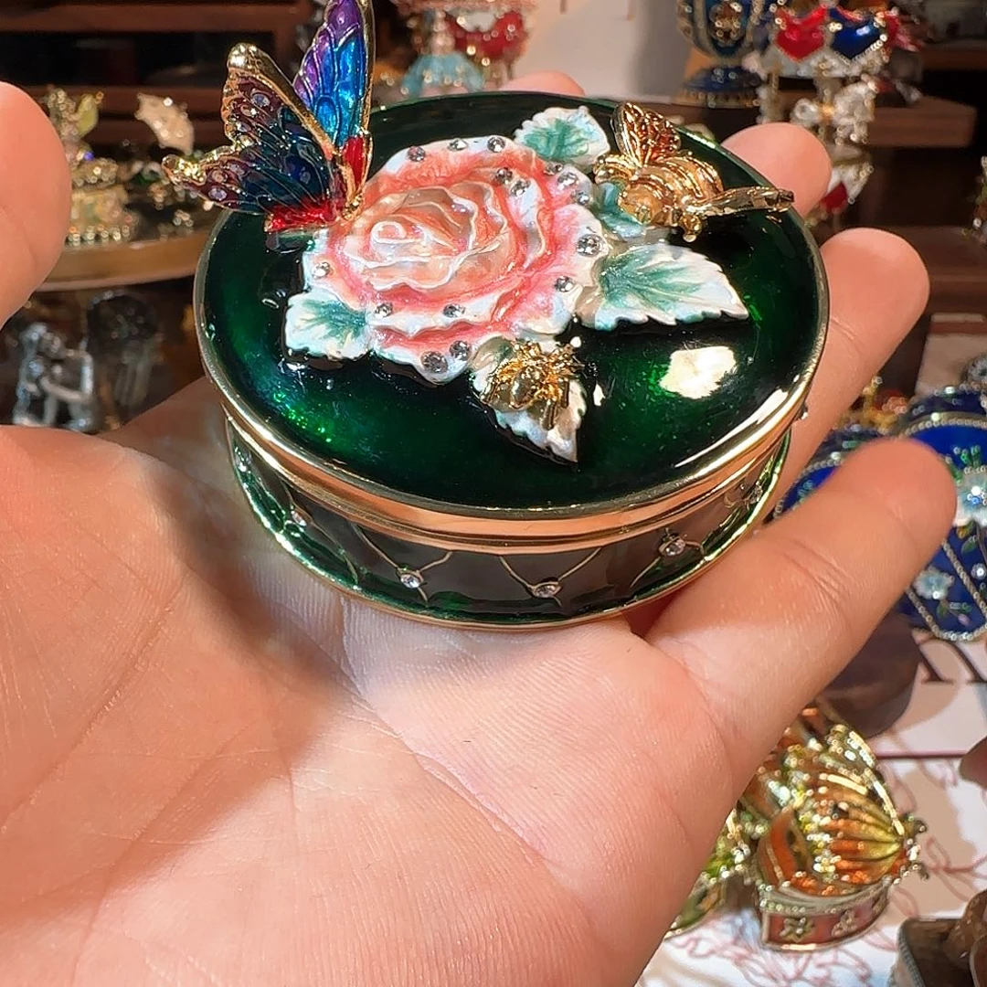 手工制品请勿吹毛求疵