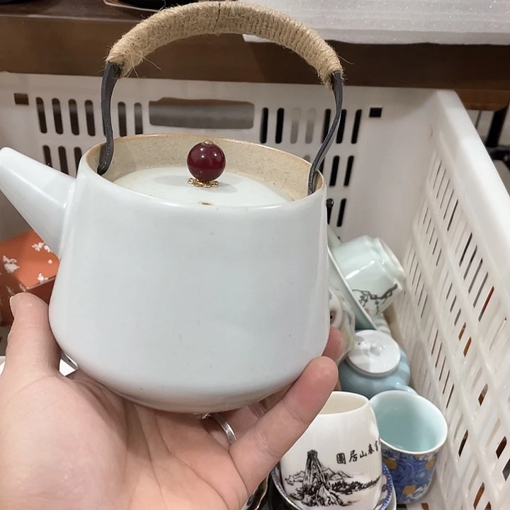 陶瓷茶具全部清清完回家过年