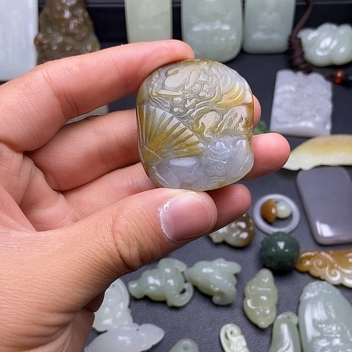 未镶嵌和田玉挂件