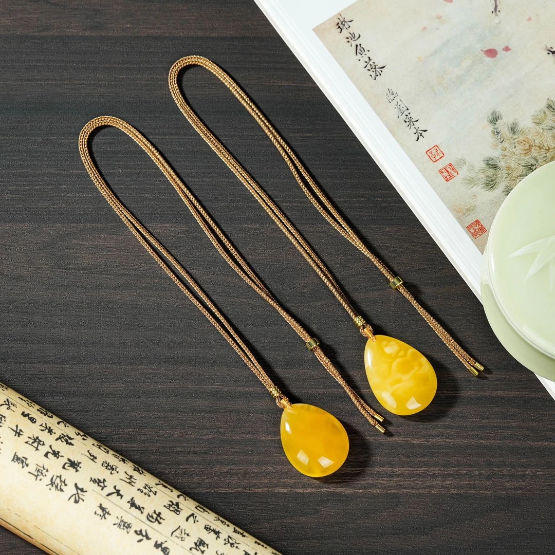 【云上叙】蜜蜡吊坠-多样性发其一-随形-V75481-K（商城）