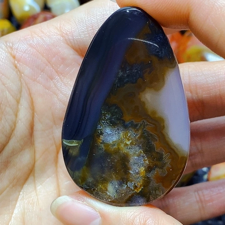 玛瑙/玉髓颈饰未镶嵌君