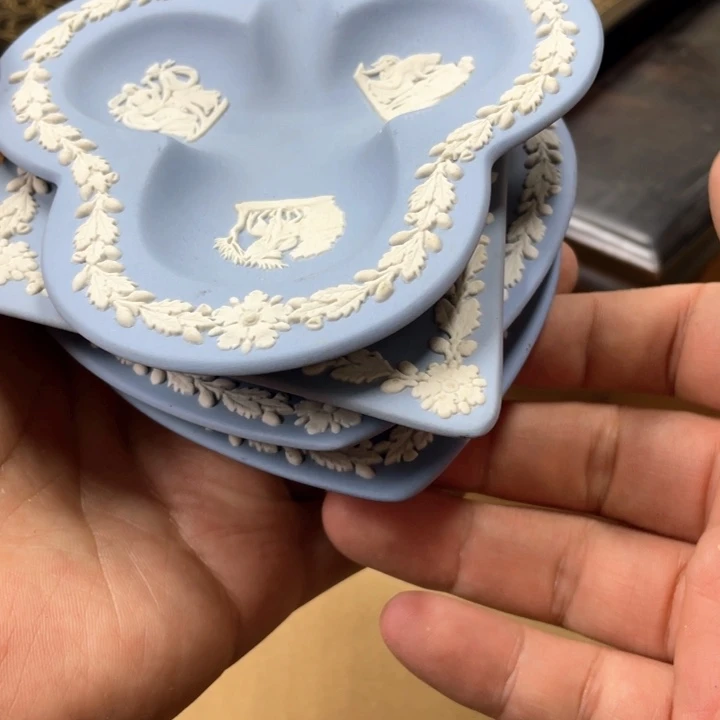 瓷片?*袭瓷片哈哈哈哈哈