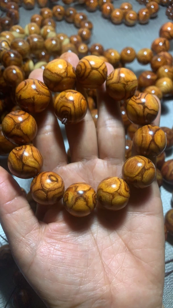 海南黄花梨X纹对眼尺寸2.0