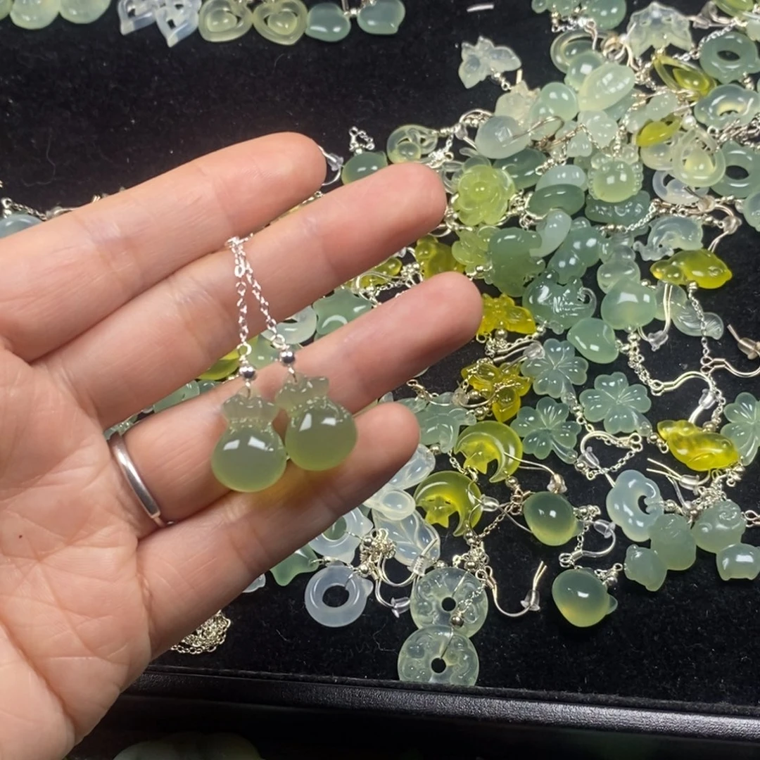 蛇纹石玉未镶嵌挂件耳饰耳环项链