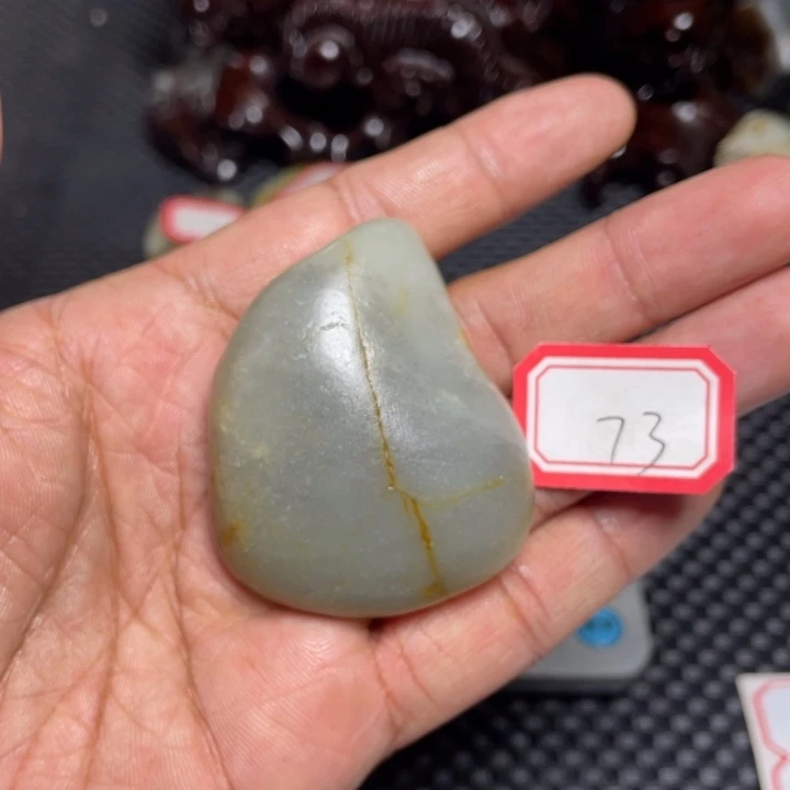 颈饰足铂镶嵌和田玉73