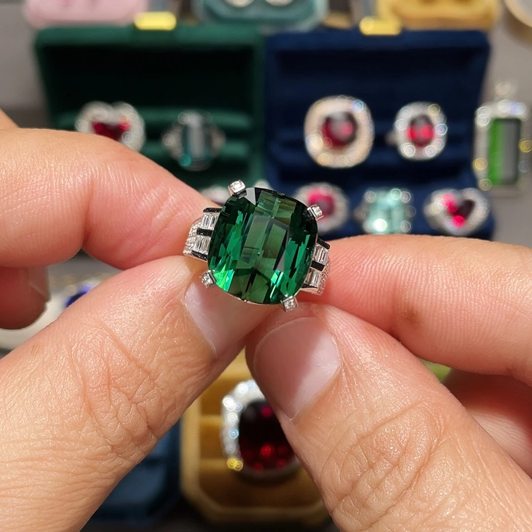 碧玺戒指18K金镶嵌12.75ct