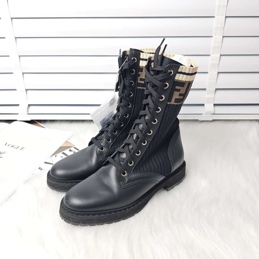 99新 FENDI/芬迪 黑色经典老花短靴37码 公价8700 /7478