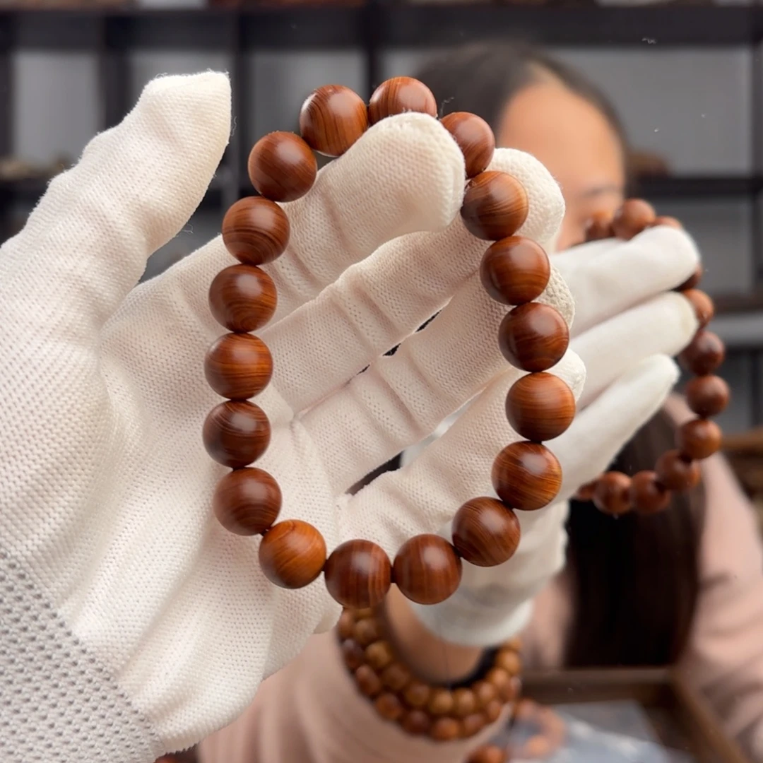 陌***手串/手链柏木（崖柏） 干黑蚕丝1.2虫香透皮香16.2奶咖