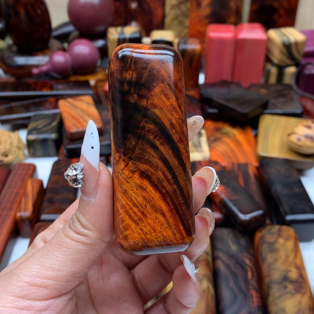 交趾黄檀（大红酸枝）一****