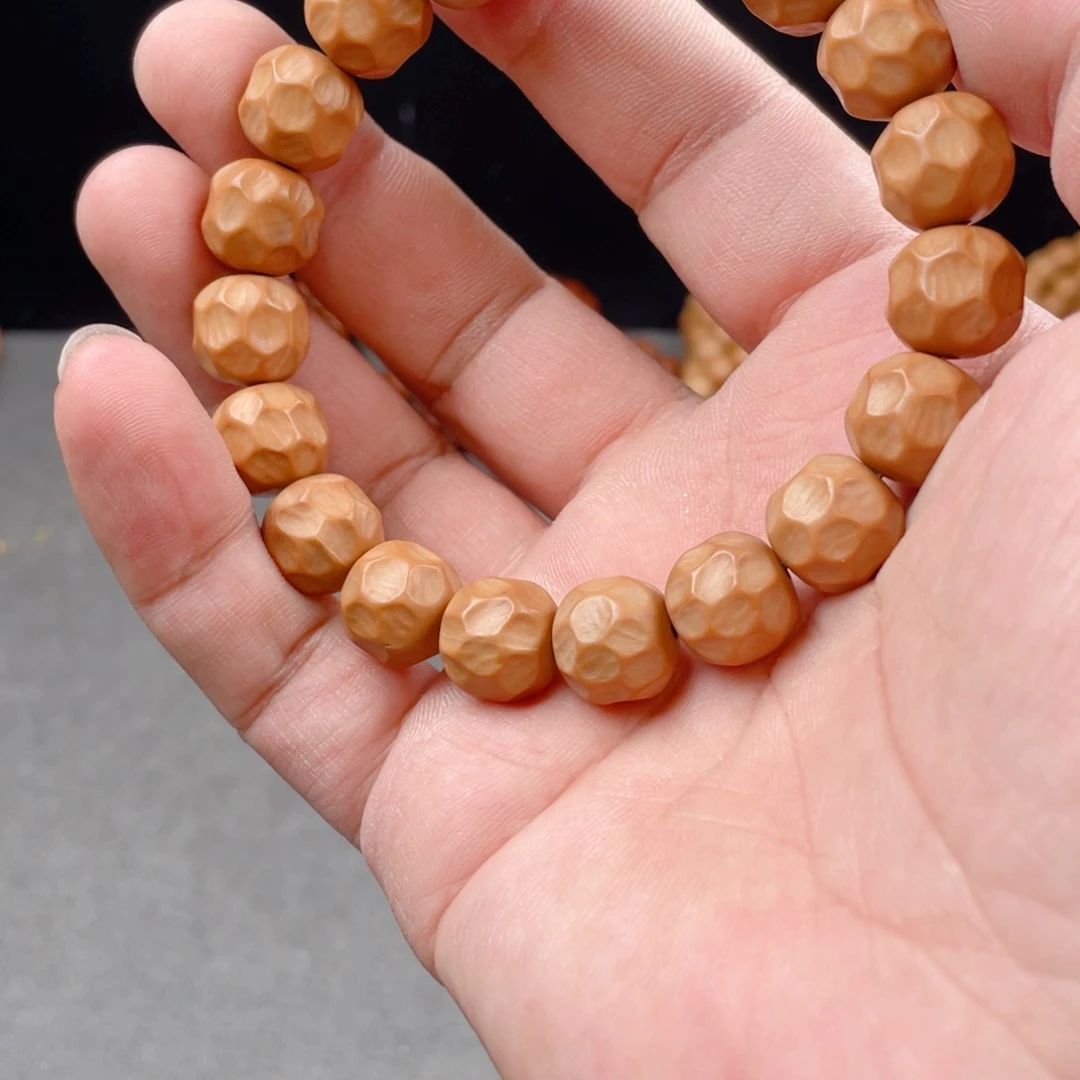 猴头核桃手串无暇无相奶酪