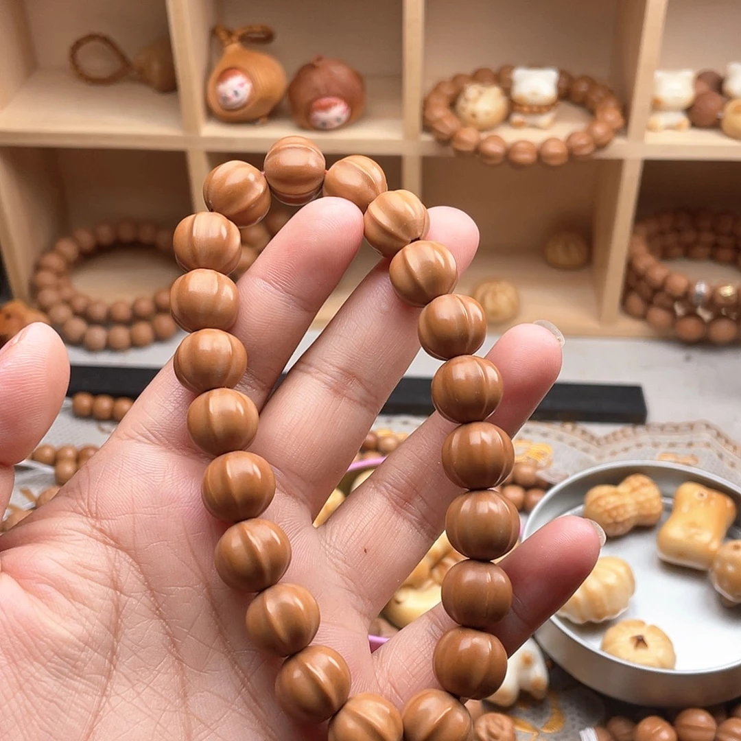 吊坠猴头核桃13/14微瑕鲨鱼手持