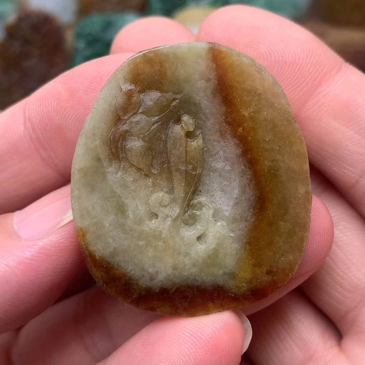 定制翡翠未镶嵌翡翠