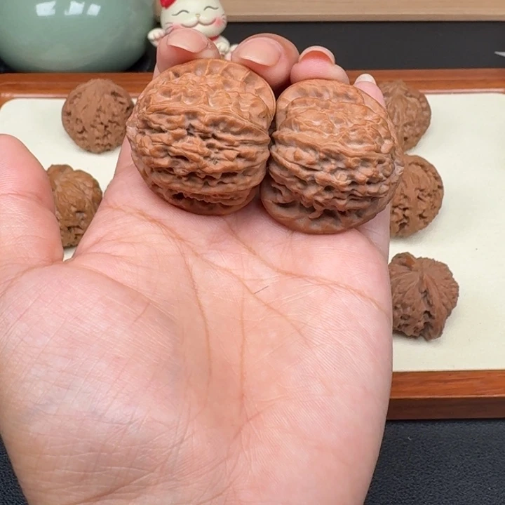 把件文玩核桃全品三角白37